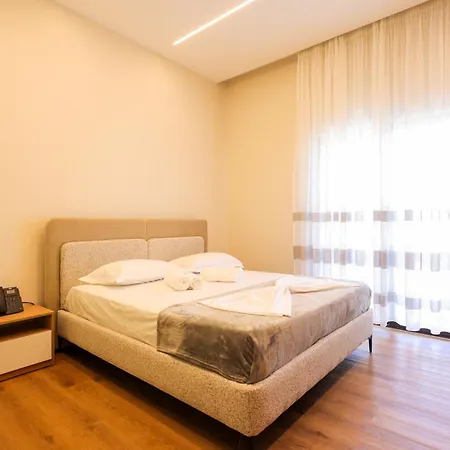 Toro Beachfront 4*