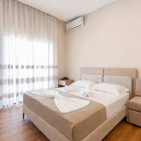 Toro Beachfront מלון דורס