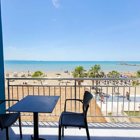 Toro Beachfront Hotel Durrës