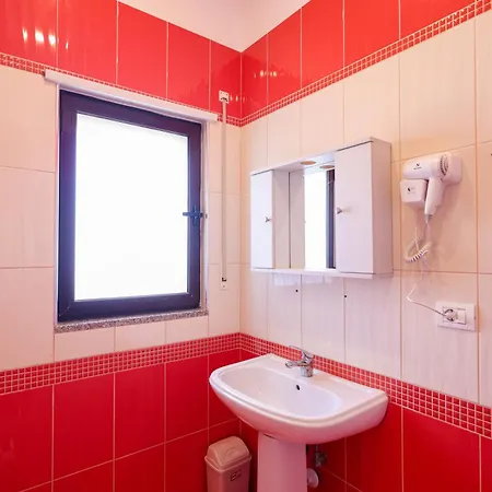 מלון Toro Beachfront דורס
