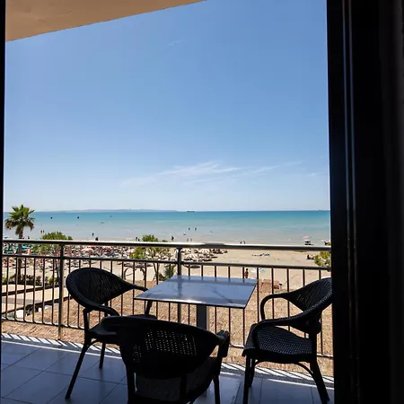 Hotel Toro Beachfront