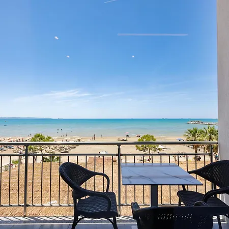 מלון Toro Beachfront דורס